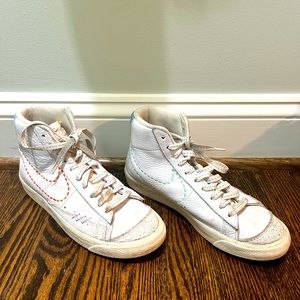 Women Nike blazer size 9